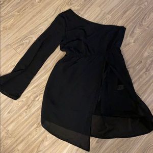 *NWT* Sheer one shoulder dress
